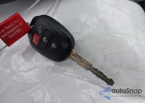 2017 Toyota Rav4 Xle from USA, damaged, VIN JTMWFREV4HD100494